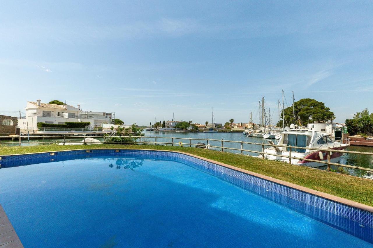 Nido 380G Apartment โรเซส ภายนอก รูปภาพ